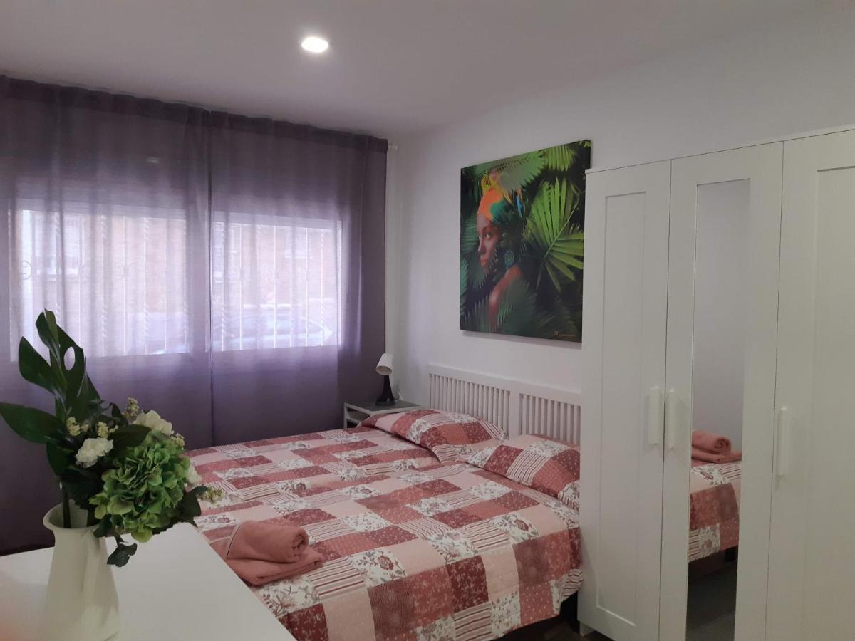 Lucky Home 1 Santa Coloma de Gramenet ภายนอก รูปภาพ